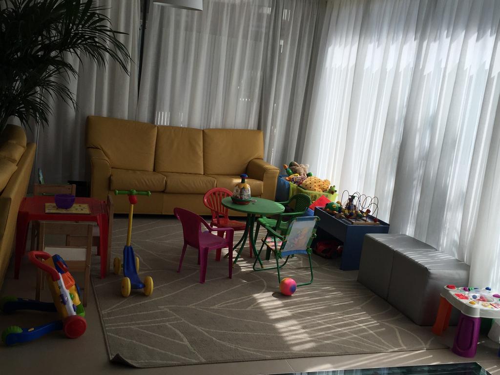 Hotel Fonzari Grado Bagian luar foto