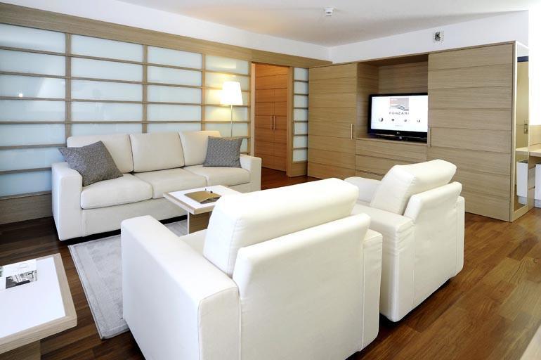 Hotel Fonzari Grado Bagian luar foto
